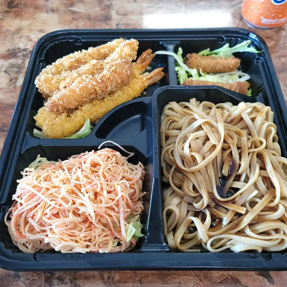 chicken chow mein lunch combo 鸡炒面午餐